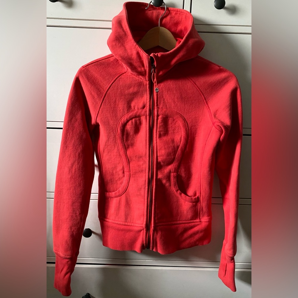 Lululemon Scuba Hoodie Full Zip Red Size 4 Workout Yoga Pilates Training - Picture 3 of 7